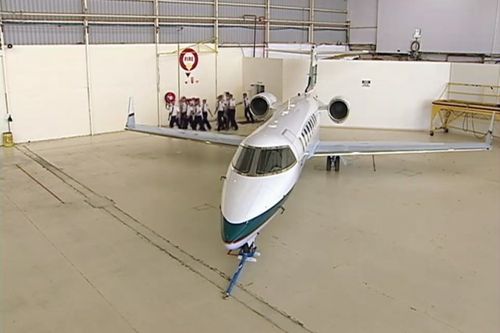 ChungSWS-E10 Learjet.jpg