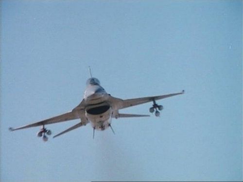 FM F-16 2.jpg