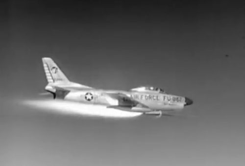 TGiantClaw F-86D FU-861.jpg