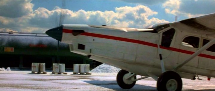 File:Goldeneye Russian plane1.jpg