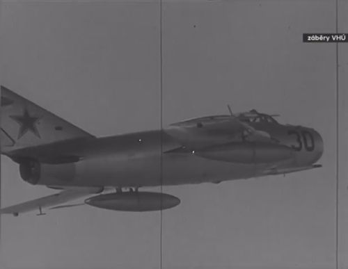 BdH 093 11 MiG-17.jpg