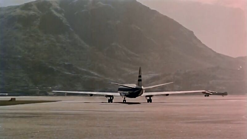 File:AirHostess59 04330.jpg