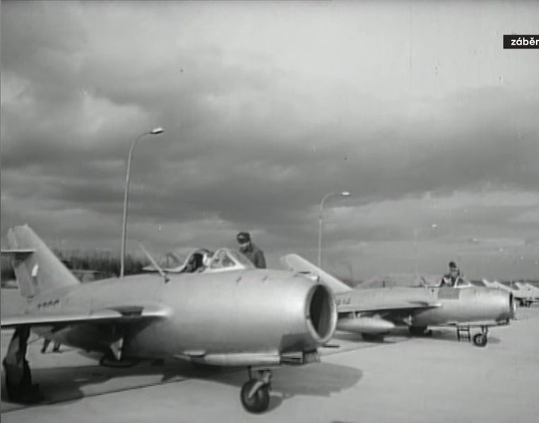 File:BdH 102 01B.jpg