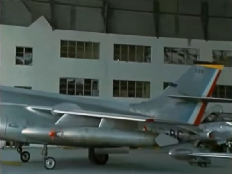 File:CdC 2-02 E5.jpg