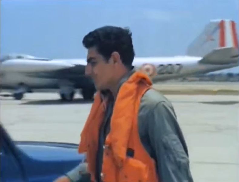 File:CdC S3E10 G207.jpg