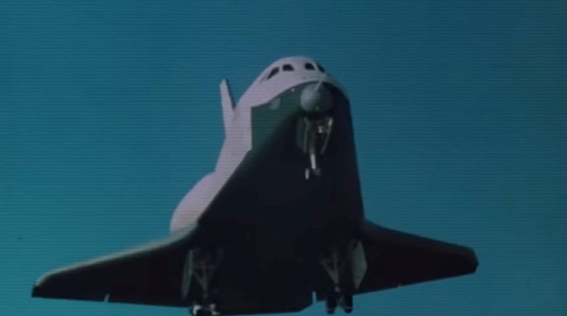 File:Hangar18 01555.jpg