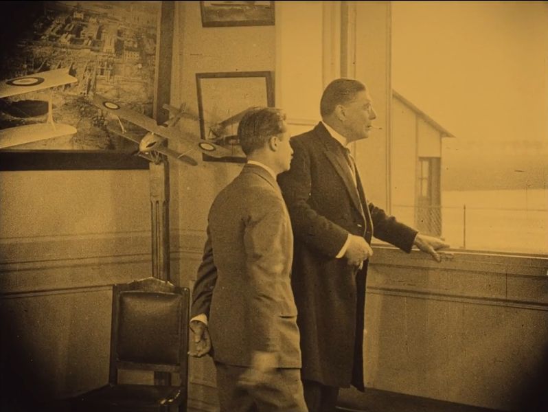 File:LautreAile 03148.jpg