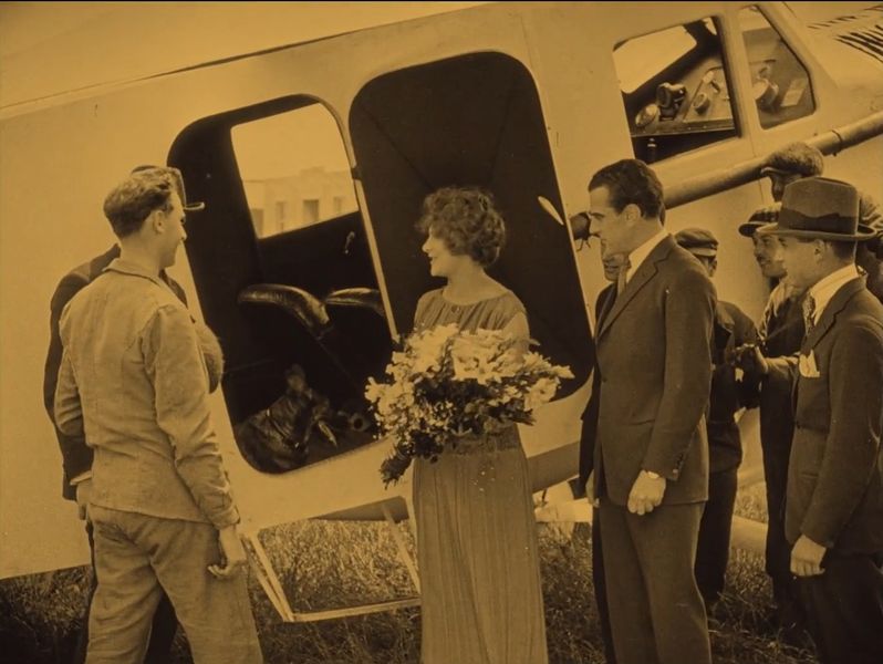 File:LautreAile 04045.jpg