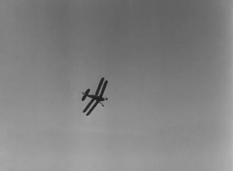 File:LeJTtombeA5h 03025.jpg