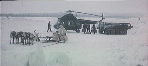 Perskeltas dangus Mi-2 1.jpg