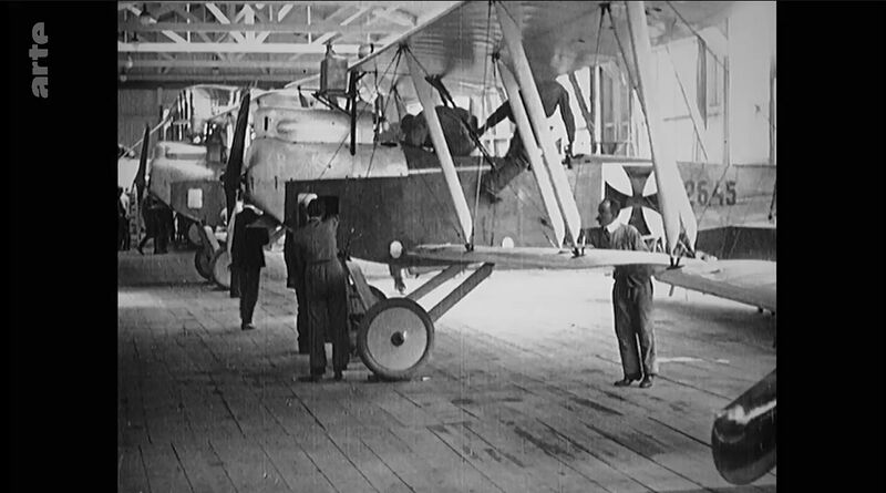 File:PioAvia-1steFliegerin 10850.jpg