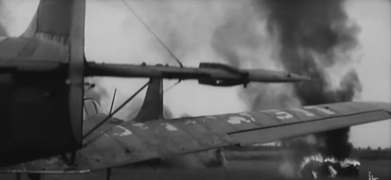 File:Shchit4 Yak-18-A.jpg