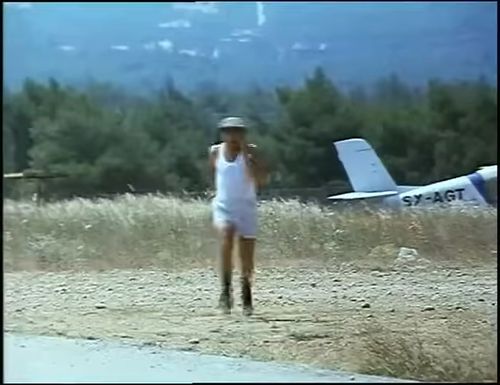 VS--YouTube-THEthejerksENGLISHSUBTITLES80sgreekmovie-76’26”.jpg